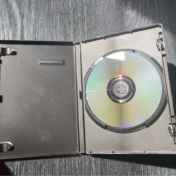 How to lose a guy in 10 days DVD  ~(=^‥^)ﾉ● - Picture 2 of 4